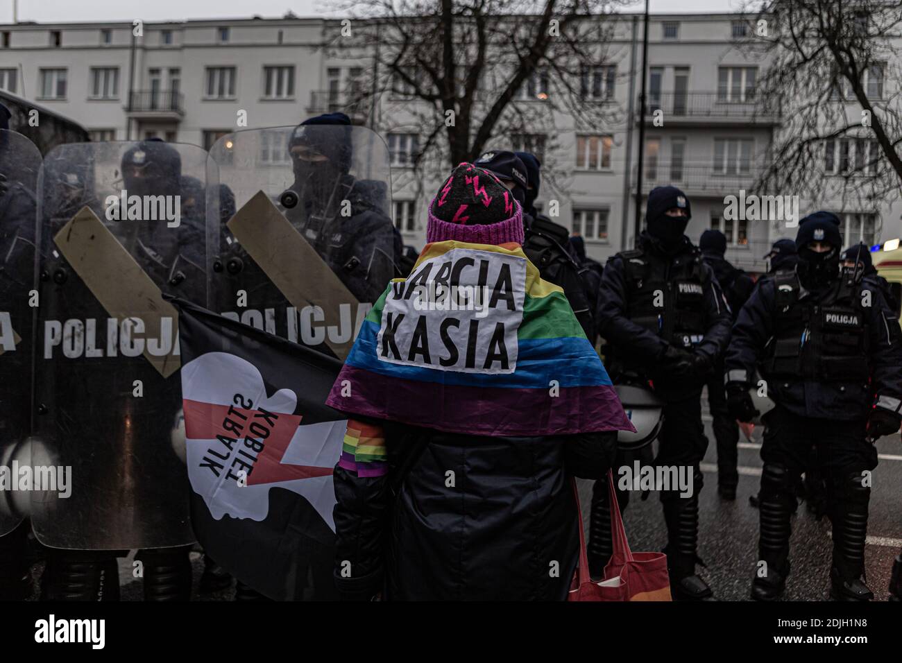 13 dicembre 2020 - Varsavia, Polonia - proteste anti-governative nelle strade della capitale della Polonia Foto Stock