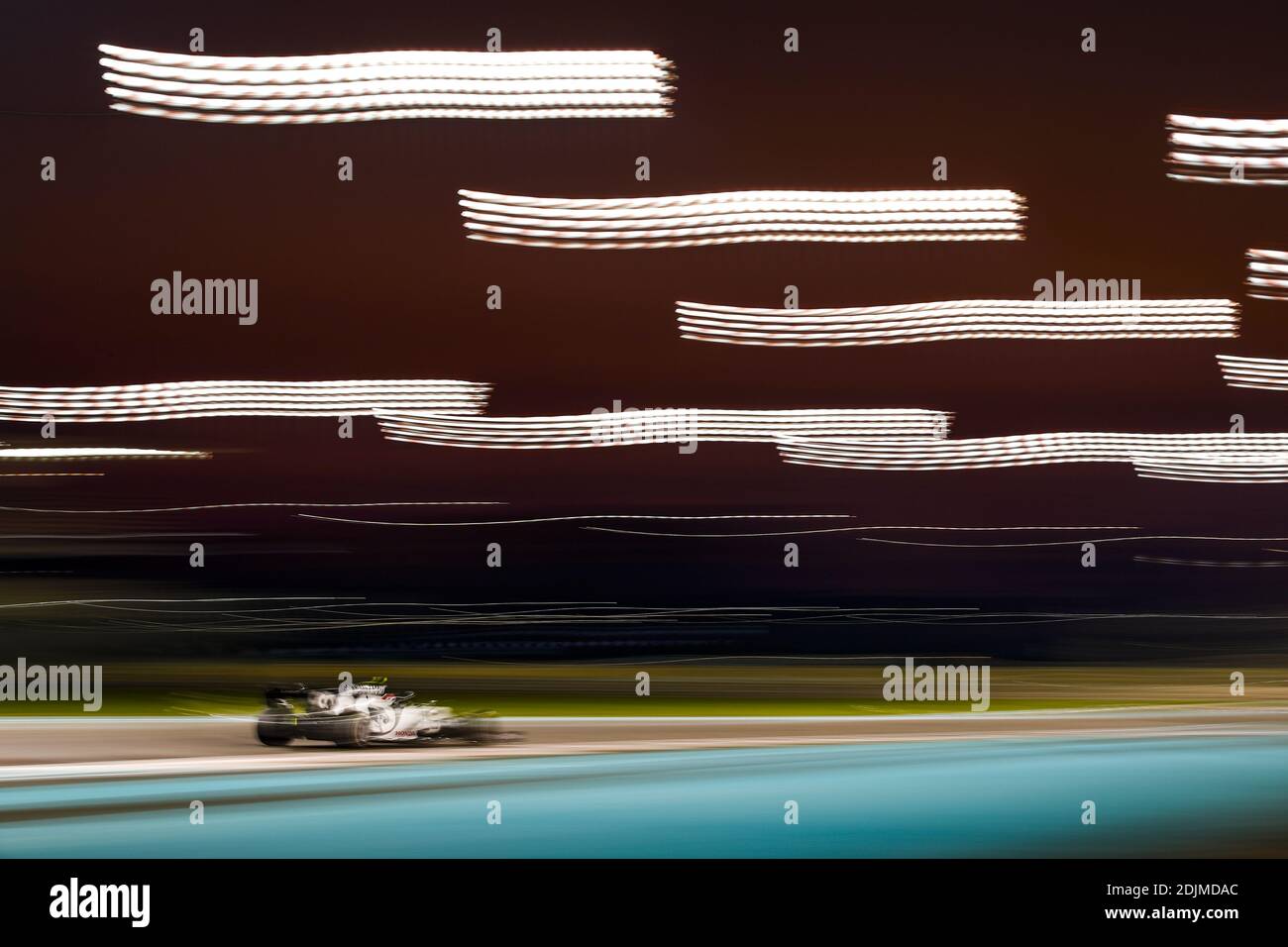 GASLY Pierre (fra), Scuderia AlphaTauri Honda AT01, azione durante il Gran Premio di Formula 1 Etihad Airways Abu Dhabi 2020, da / LM Foto Stock