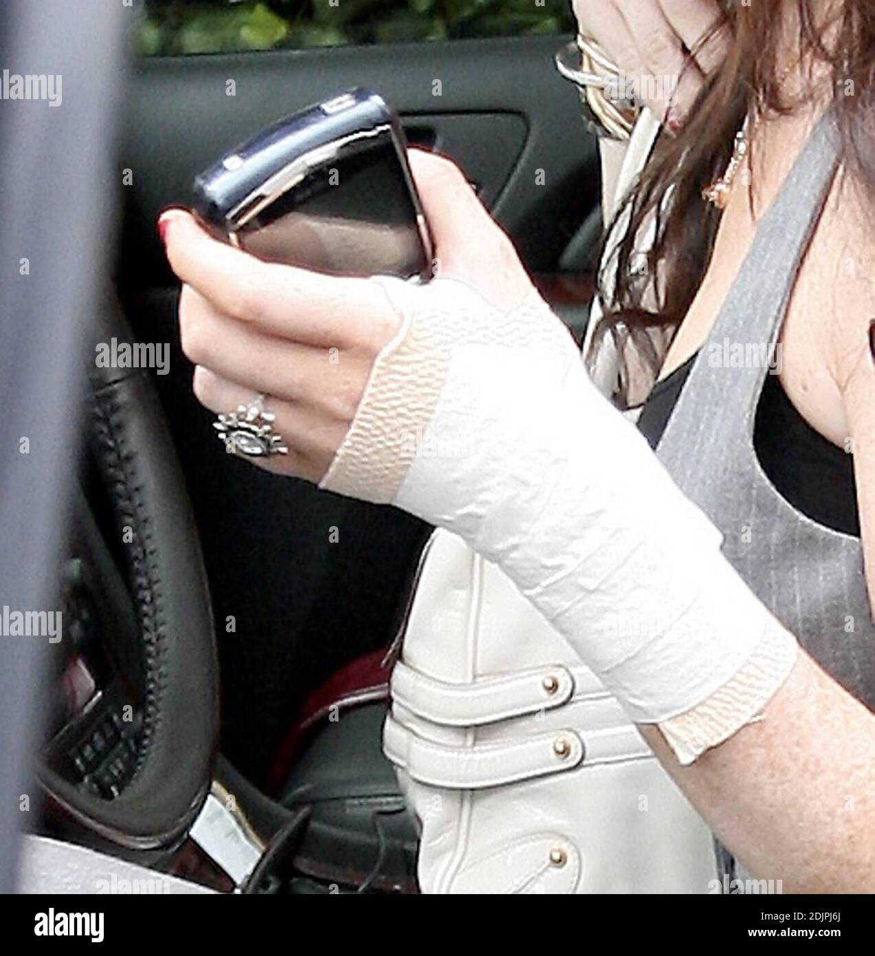 Lindsay Lohan ha pranzo all'Ivy con Harry Morton nonostante parli di una rottura. Los Angeles, California. 9/28/06 Foto Stock