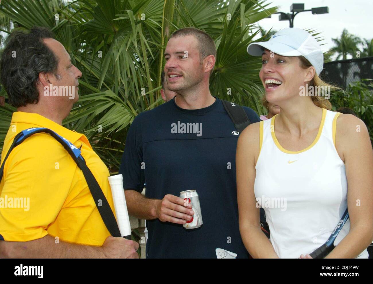 Il Chris Evert/Raymond James Pro-Celebrity Tennis Classic giorno uno: Chrissie & Friends Pro-Am Tra le celebrità figuravano Jon Lovitz, Scott Foley, Chris carter, Frederique, Alan Thicke e vince Spadea. Boca Raton Resort, FL 11/3/06 Foto Stock