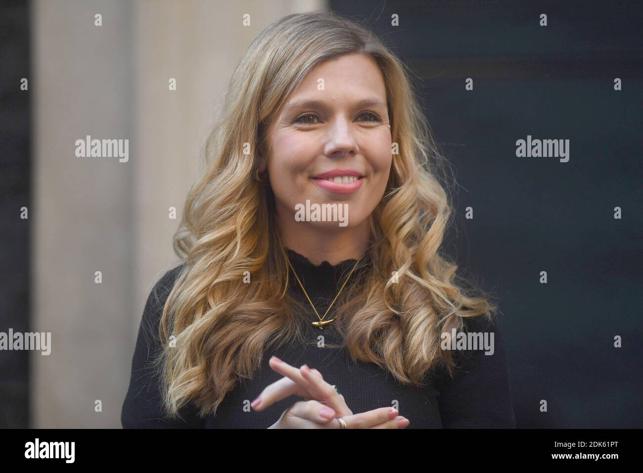 File photo datato 14/5/2020 del fidanzato di PBoris Johnson Carrie Symonds è stato nominato 'persona dell'anno' da un gruppo leader per i diritti degli animali. Persone per il trattamento etico degli animali (Peta) ha assegnato il suo premio alla sig.ra Symonds, descrivendola come "una forza impavida per il bene" in termini di benessere degli animali. Foto Stock