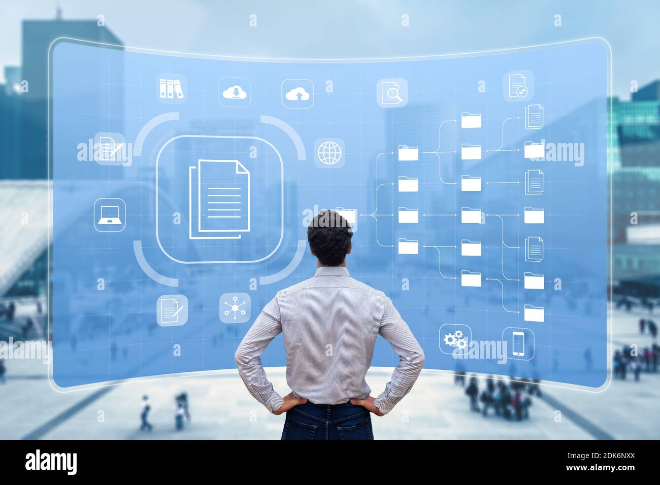 Document Management System (DMS) utilizzato per archiviare, ricercare e gestire i file e le informazioni aziendali all'interno dell'azienda lungo i processi aziendali. Concetto wi Foto Stock