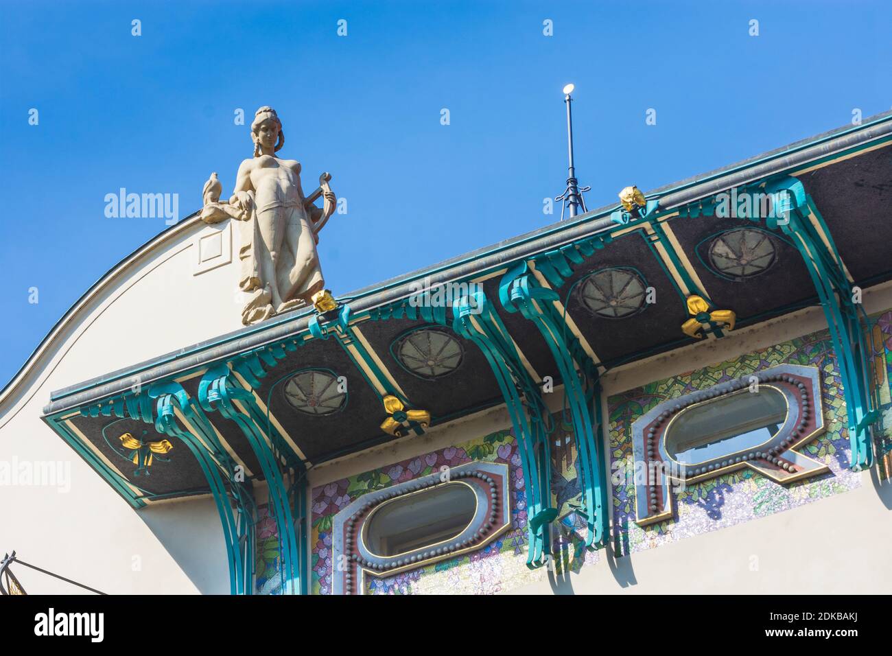 Praha, scultura in Art Nouveau edificio della Praha Assurance Company strada Narodni 1011/7 a nove Mesto, New Town, Praha, Prag, Praga, ceco Foto Stock