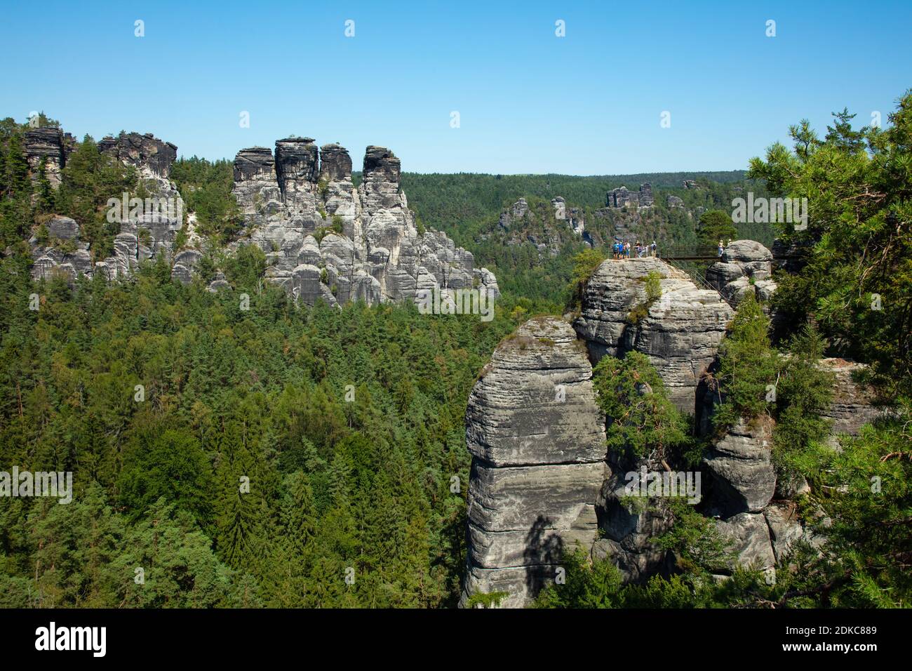 Sachsen, Sächsische Schweiz, Blick von der Basteibrücke auf die Gansfelsen Foto Stock