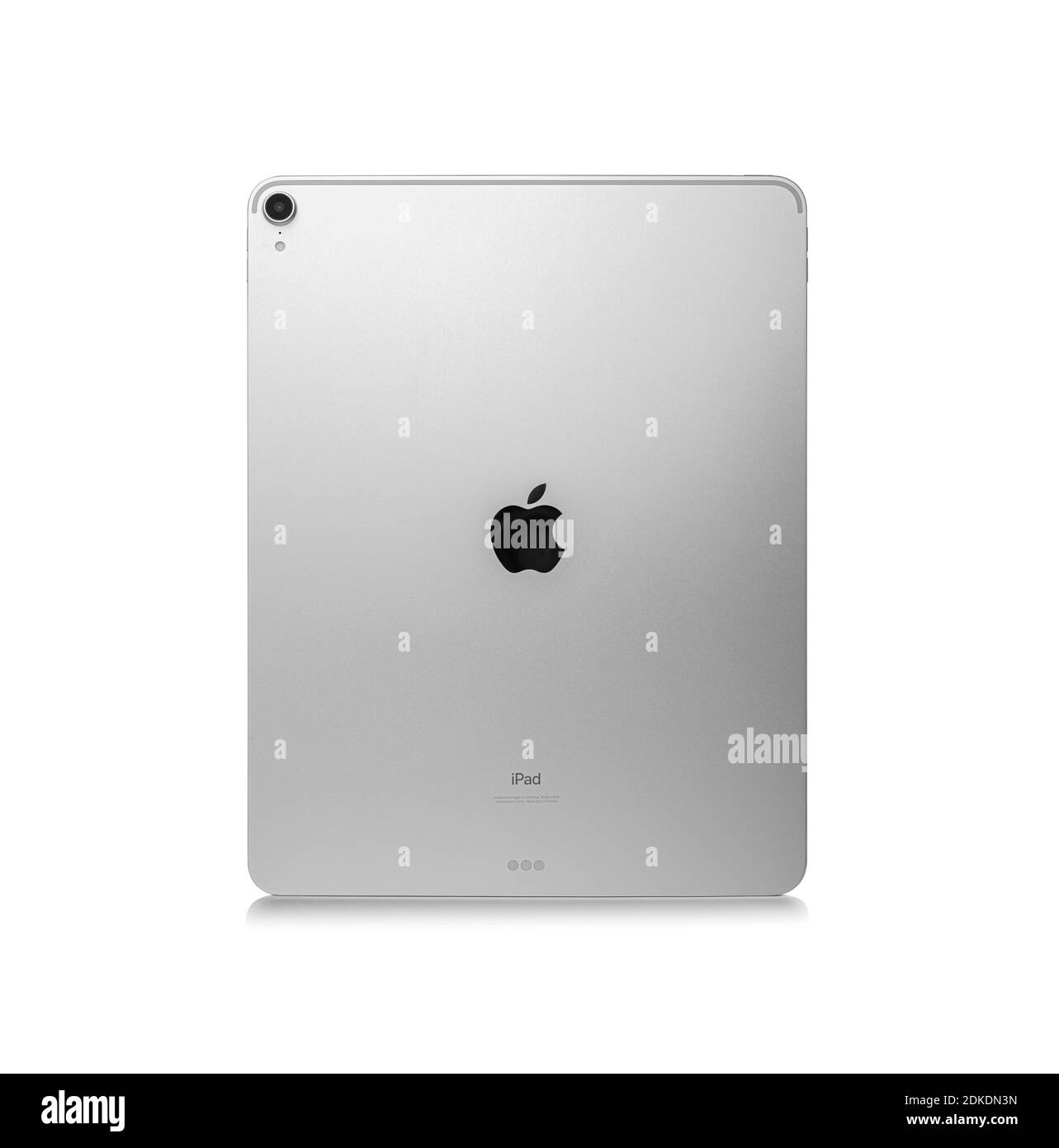 Nuovo iPad Pro 12.9 pollici da Apple, retro su sfondo bianco, studio girato a Uzhgorod, Ucraina. Foto Stock