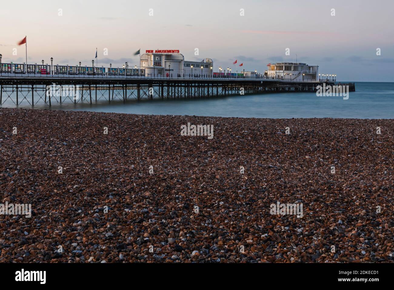 Inghilterra, West Sussex, Worthing, Worthing Beach e Pier Foto Stock