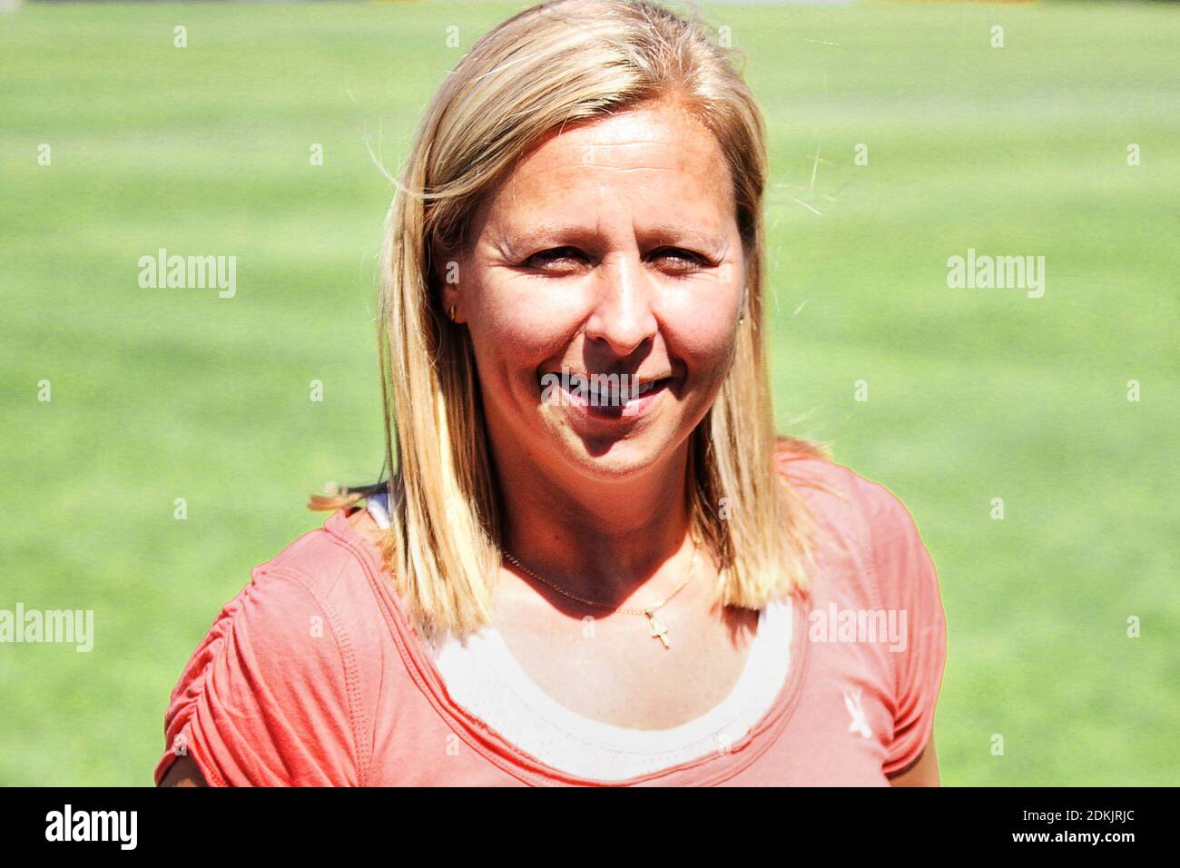 Haverfordwest, Regno Unito. 14 giugno 2014. Jayne Ludlow del Galles, Pre-partita. FIFA Women's World Cup Canada 2015 Qualifier, Gruppo 6, Galles contro Turchia a Bridge M. Foto Stock