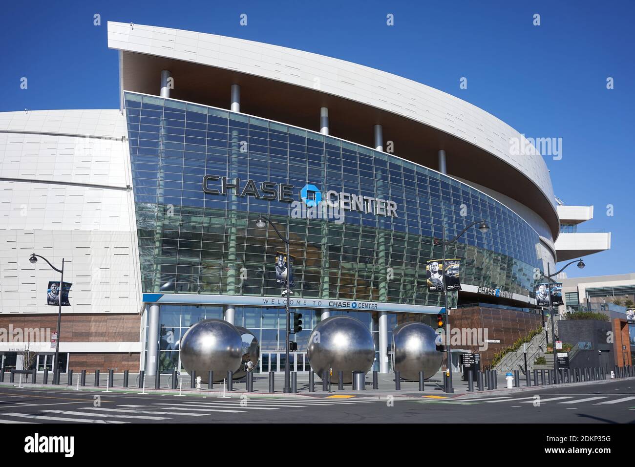 Chase Center, un'arena al coperto nel quartiere Mission Bay di San Francisco, California. Foto Stock