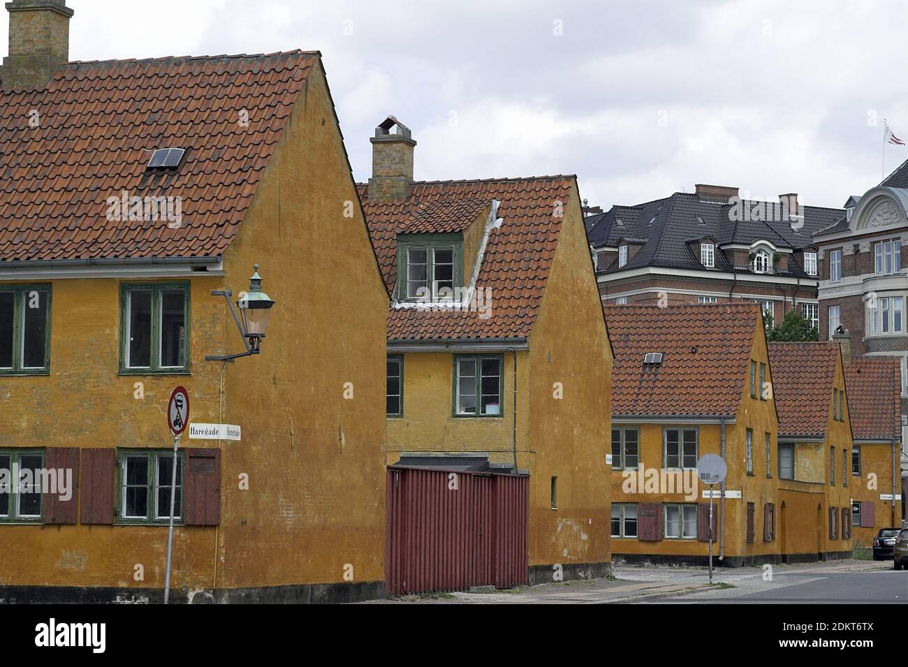 Copenhagen, Kopenhagen, Danimarca, Dänemark; Nyboder - quartiere residenziale storico - ex caserme. Historiisches Wohnviertel - ehemaligie Kaserne. Foto Stock