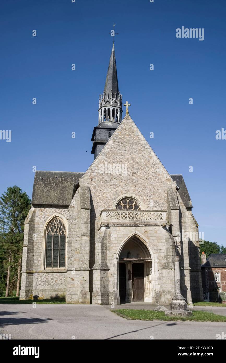 Blainville-Crevon (Francia settentrionale): Collegiata di Saint-Michel (St. Michael), registrato come un monumento storico nazionale (francese 'Monument His Foto Stock