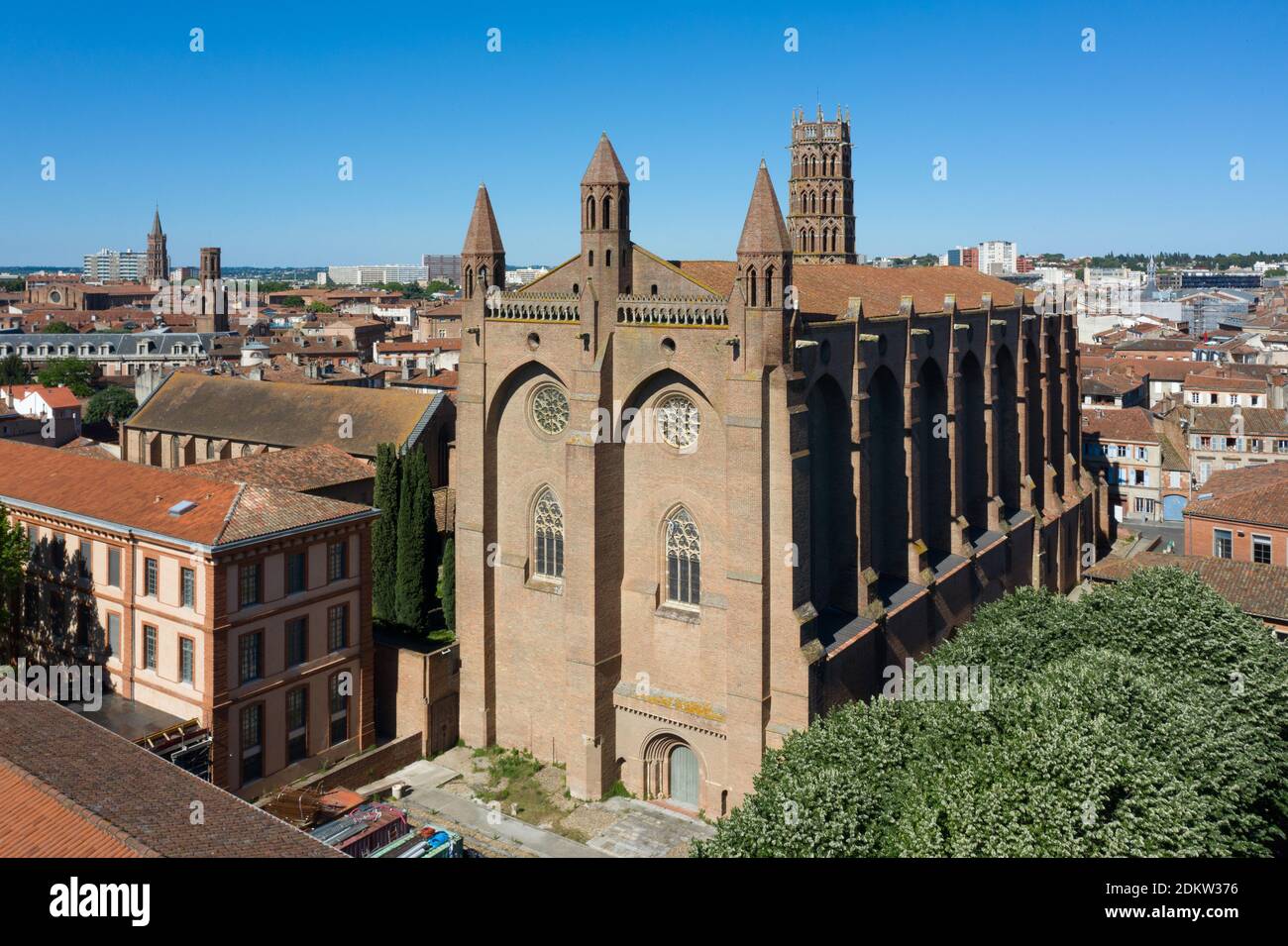 Tolosa (sud della Francia): Veduta aerea del 'couvent de Jacobins' (Monastero di Jacobins) nel quartiere di Capitole, nel centro storico Foto Stock