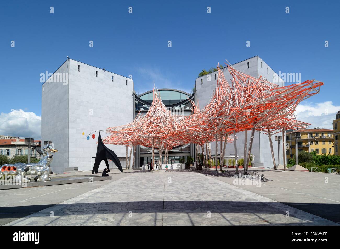 Museo d'Arte moderna e Contemporanea (MAMAC) (costruito nel 1990) o Musée d'art moderne et d'art contemporain, Museo d'Arte moderna Nizza Alpes-Maritimes Francia Foto Stock