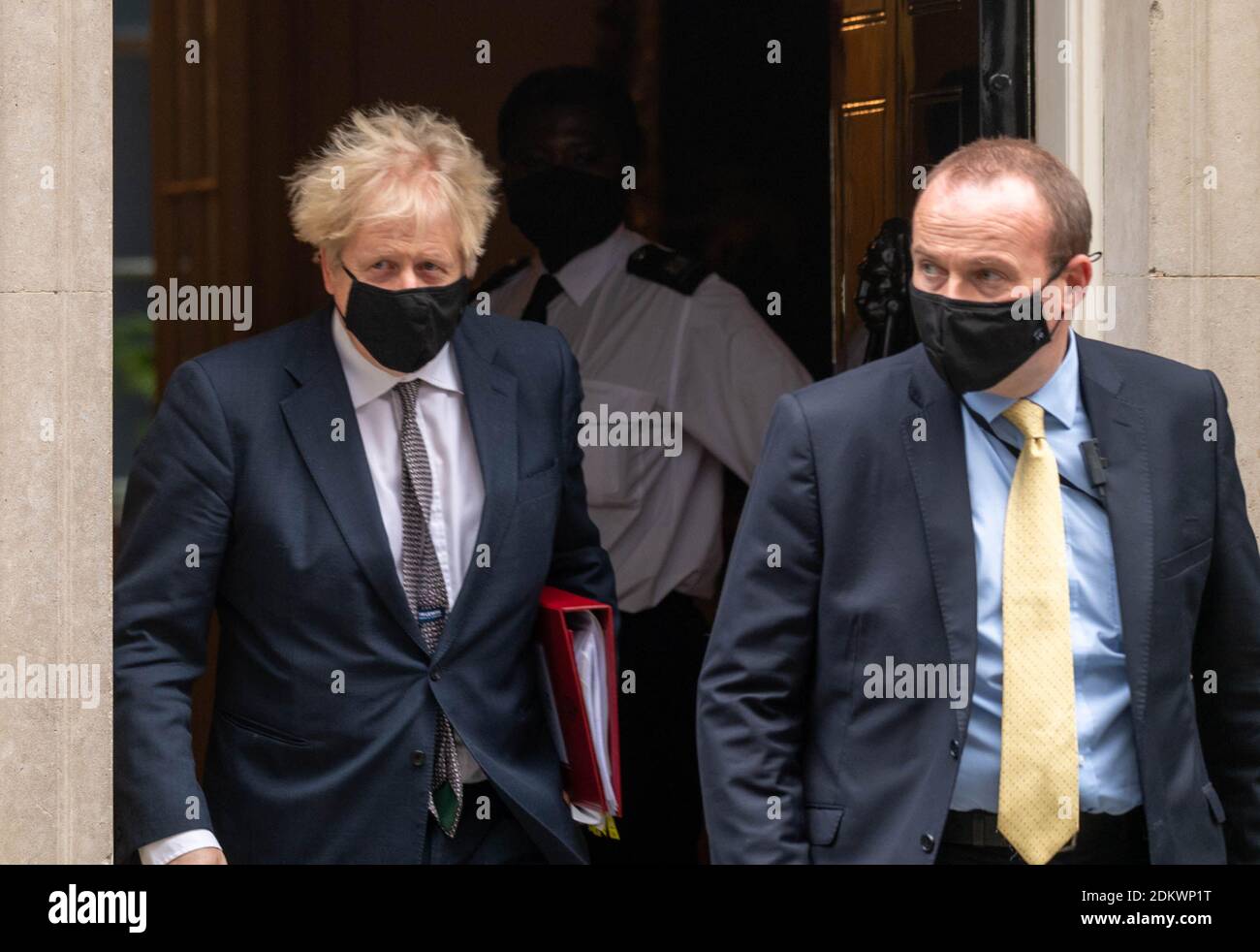 Londra, Regno Unito. 16 Dic 2020. Boris Johnson, il primo Ministro MP lascia 10 Downing Street, Credit: Ian Davidson/Alamy Live News Foto Stock