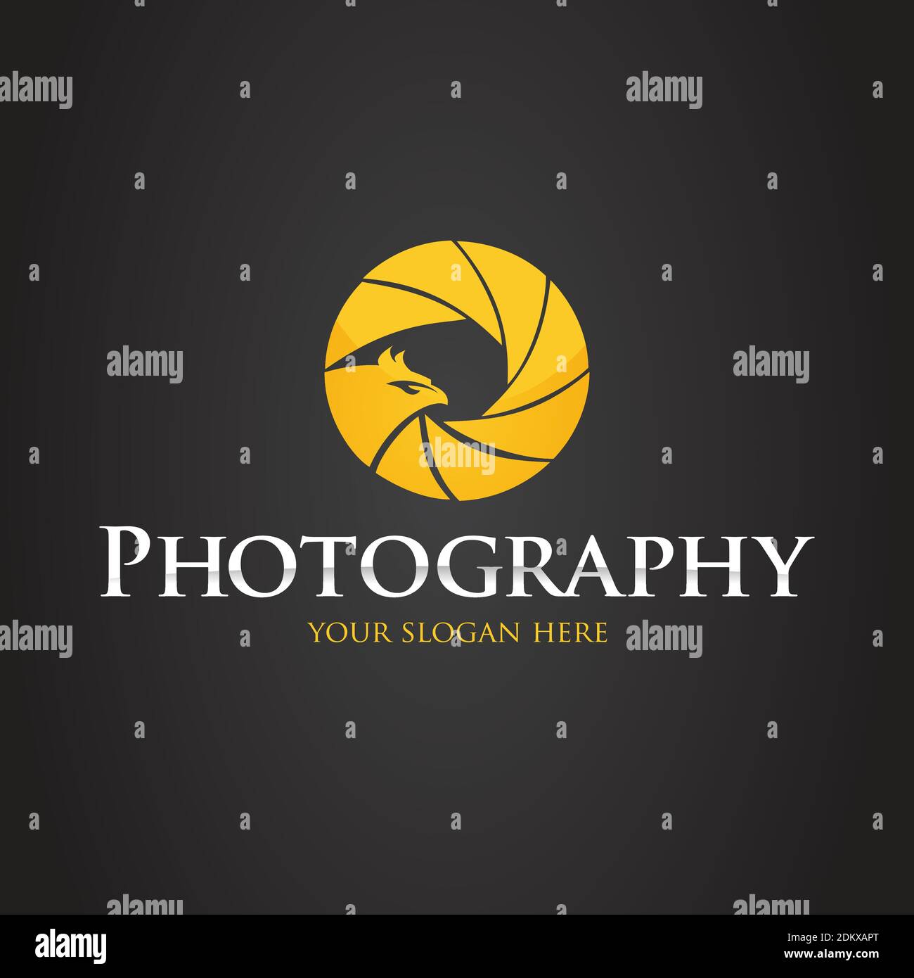 modello con logo eagle eye adatto per la fotografia di comunità, studio o negozio che vende attrezzature fotografiche. logo che unisce il shunt della fotocamera Illustrazione Vettoriale