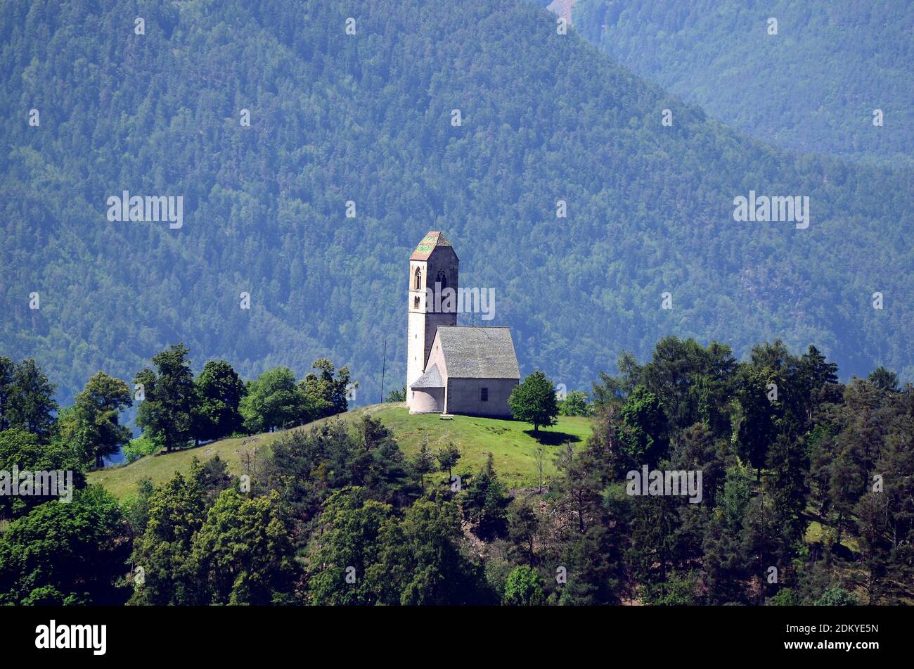 Italia, chiesa medievale di San Margareth in Voels am Schlern aka Fie allo Sciliar Foto Stock