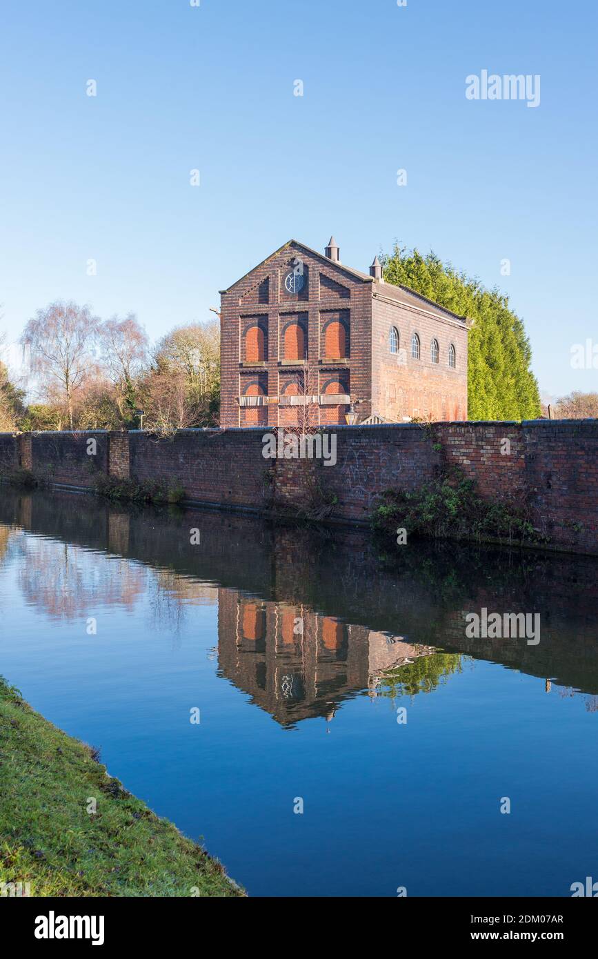 Il Worcester e il canale di Birmingham a Kings Norton, Birmingham, Regno Unito Foto Stock