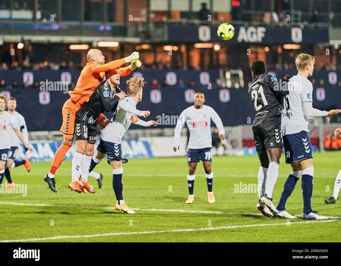 Aarhus Stadium, Aarhus, Danimarca. 16 Dic 2020. Matej Delac di AC Horsens durante Aarhus GF contro AC Horsens nello stadio Aarhus, Aarhus, Danimarca. Kim Price/CSM/Alamy Live News Foto Stock