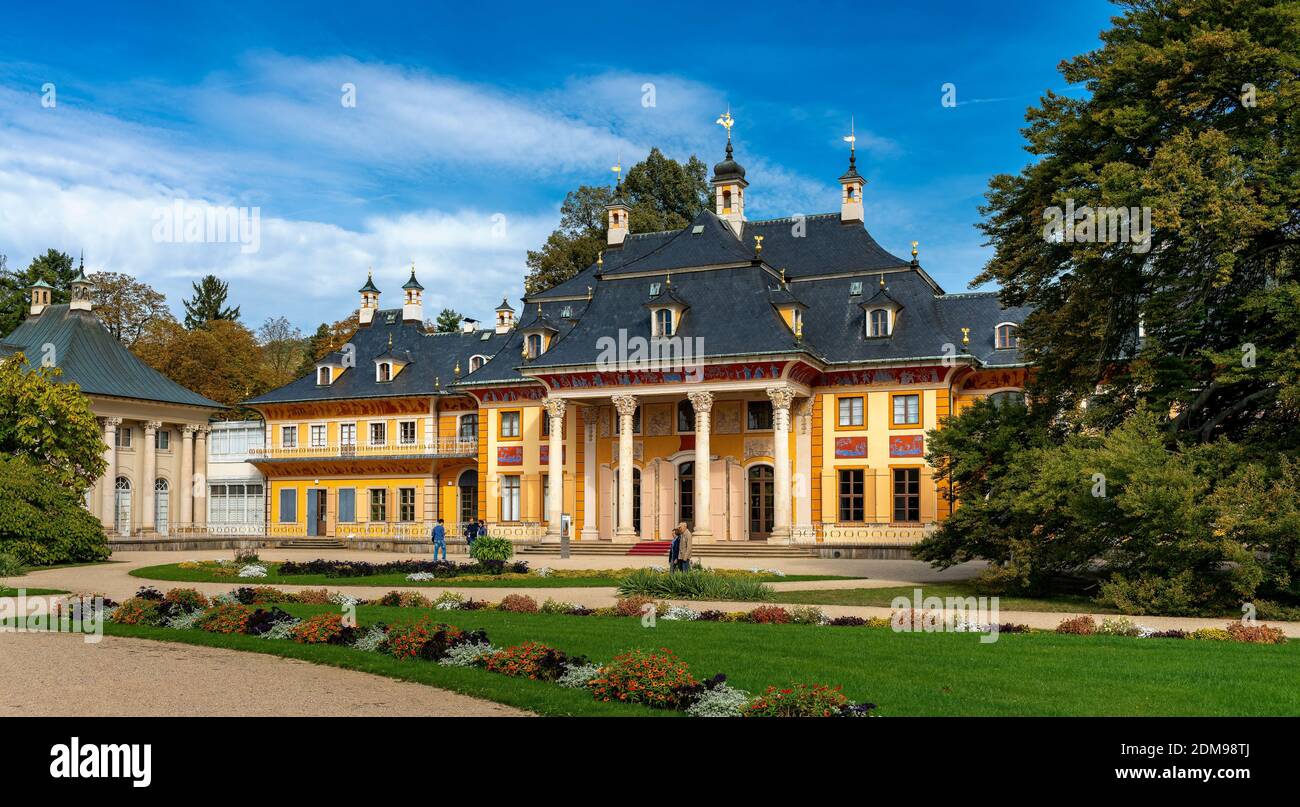 Castello di Pillnitz vicino Dresda Foto stock - Alamy