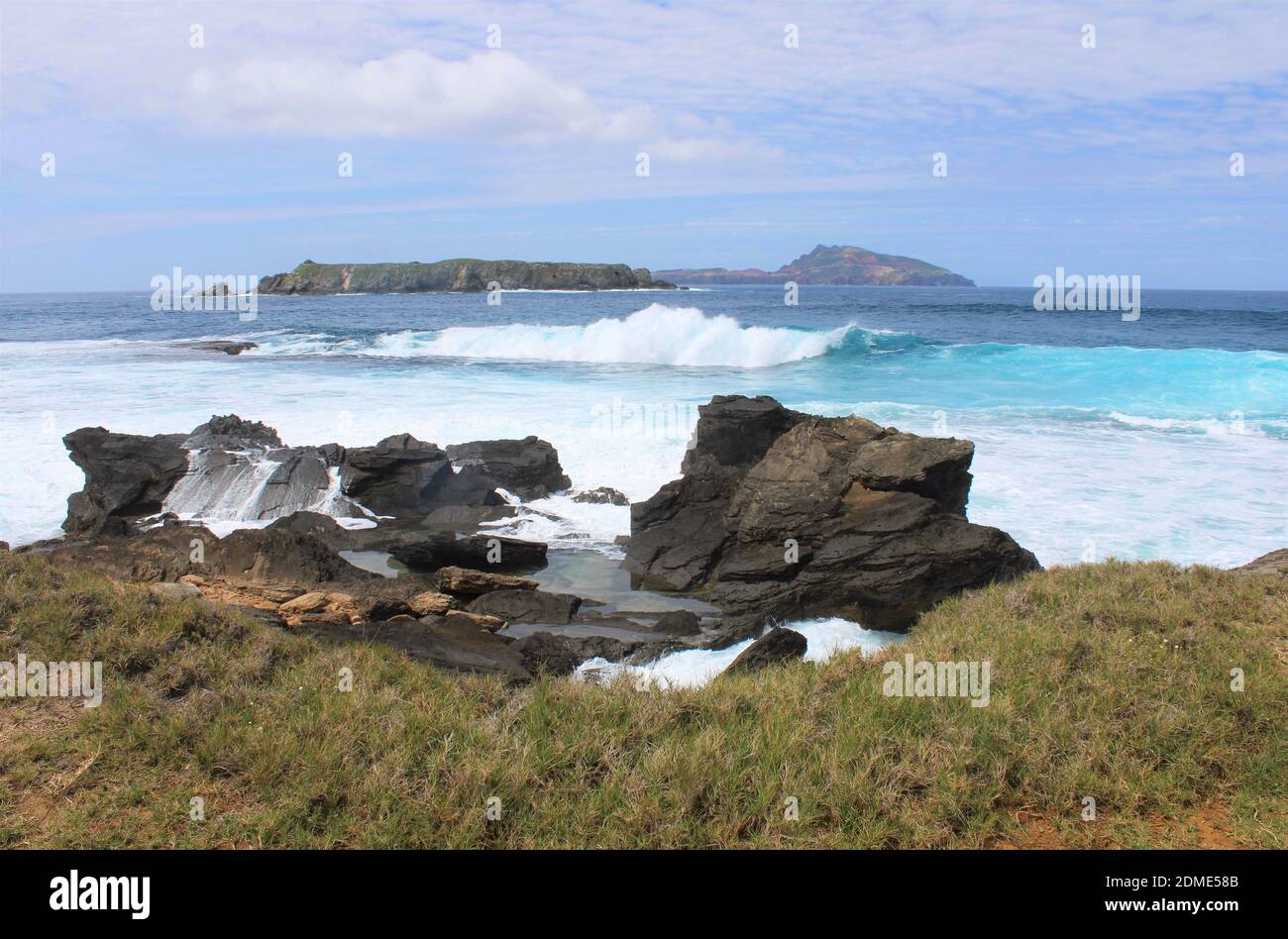 Isola Norfolk. Territorio esterno australiano. Nepean e Phillip Islands viste da Point Hunter. Foto Stock