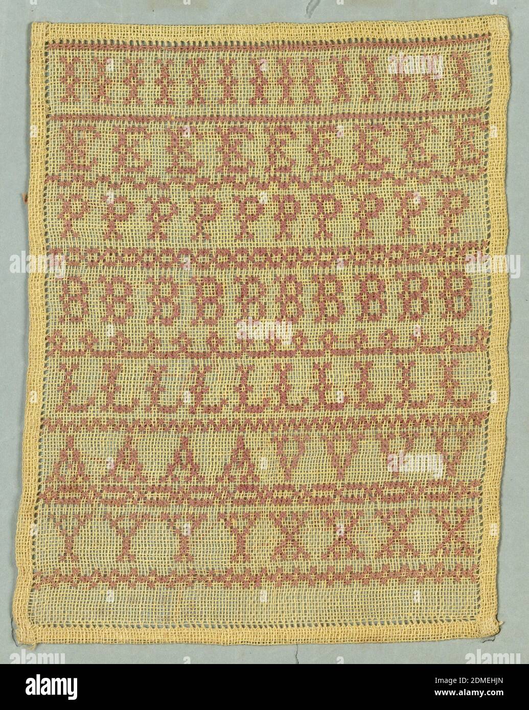 Campioni del libro di istruzioni di cucito, mezzo: lino, tecnica di lana: Ricamato su tessitura piana, a) campionatore con lettere lavorate in rosso come bordi trasversali. b) campionatore su tessuto di lana con alfabeti, numeri e un bordo trasversale lavorato in marrone, giallo e verde. c) campionatore con alfabeto, Numeri e bordi trasversali lavorati in blu. d) Sampler lavorato a colori nel disegno di due bordi a croce floreali e un ornamento floreale che circonda 'maria Smith 184 .' e) Sampler lavorato a colori di lana con due alfabeti, numeri e ornamenti floreali. f) Campionatore (non finito) con quattordici lettere lavorate in seta marrone Foto Stock