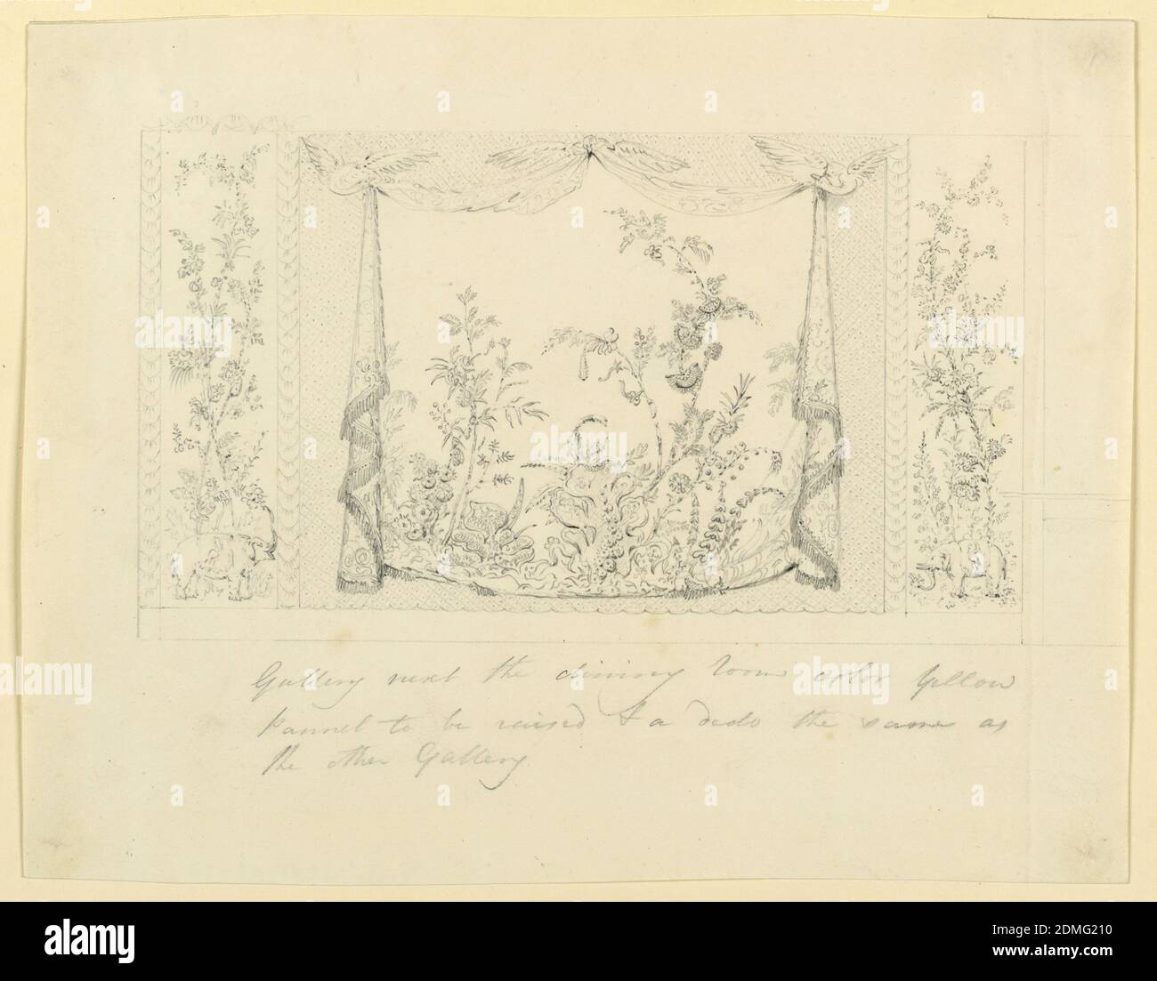 Il Royal Pavilion, Brighton, Sala disegno Blu (Sud), decorazione della parete proposta, Frederick Crace, Inglese, 1779–1859, grafite su carta, rettangolo orizzontale. Il pannello centrale è composto dalla rappresentazione dipinta di drappeggi sospesi sopra da tre uccelli, il drappeggio stesso avendo un disegno di fiori cinesi. I due pannelli stretti che la fiancheggiano hanno disegni di elefanti e fiori cinesi., ca. 1820, interni, disegno Foto Stock