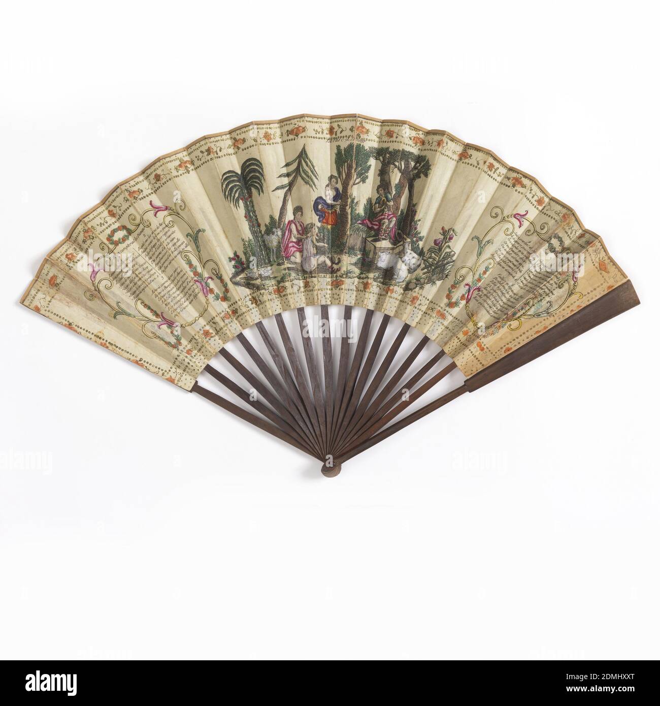 Ventilatore pieghettato, foglio di carta stampato, bastoncini di legno, foglio di carta con l'ossatura stampata con una scena pastorale di pastori e pastori, e un poema. La scena ha il titolo: 'La ruse d'amour.' Altri due lati sono tre stanzas a 8 linee di una poesia: "Aria su compterait les diamants". La retromarcia è vuota. Bastoni sono semplici., Francia, ca. 1790, costume e accessori, ventola pieghettata Foto Stock