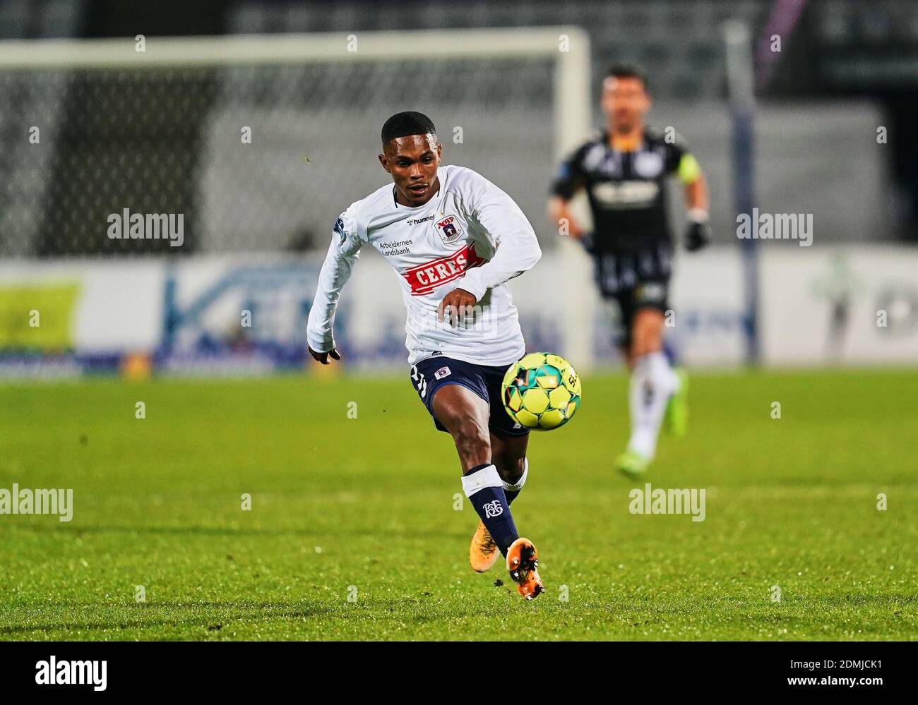 Aarhus Stadium, Aarhus, Danimarca. 16 Dic 2020. Link regalo di Aarhus GF durante Aarhus GF contro AC Horsens nello stadio di Aarhus, Aarhus, Danimarca. Kim Price/CSM/Alamy Live News Foto Stock