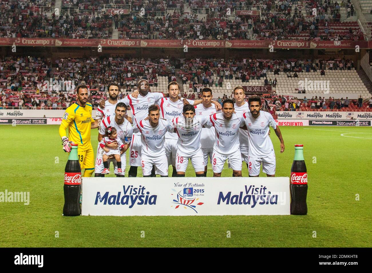 Squadra di Sevilla FC prima della partita di la Liga BBVA tra Sevilla FC e Real Sociedad allo stadio Ramon Sanchez Pizjuan il 24 settembre 2014 a Siviglia, Spagna Foto Stock