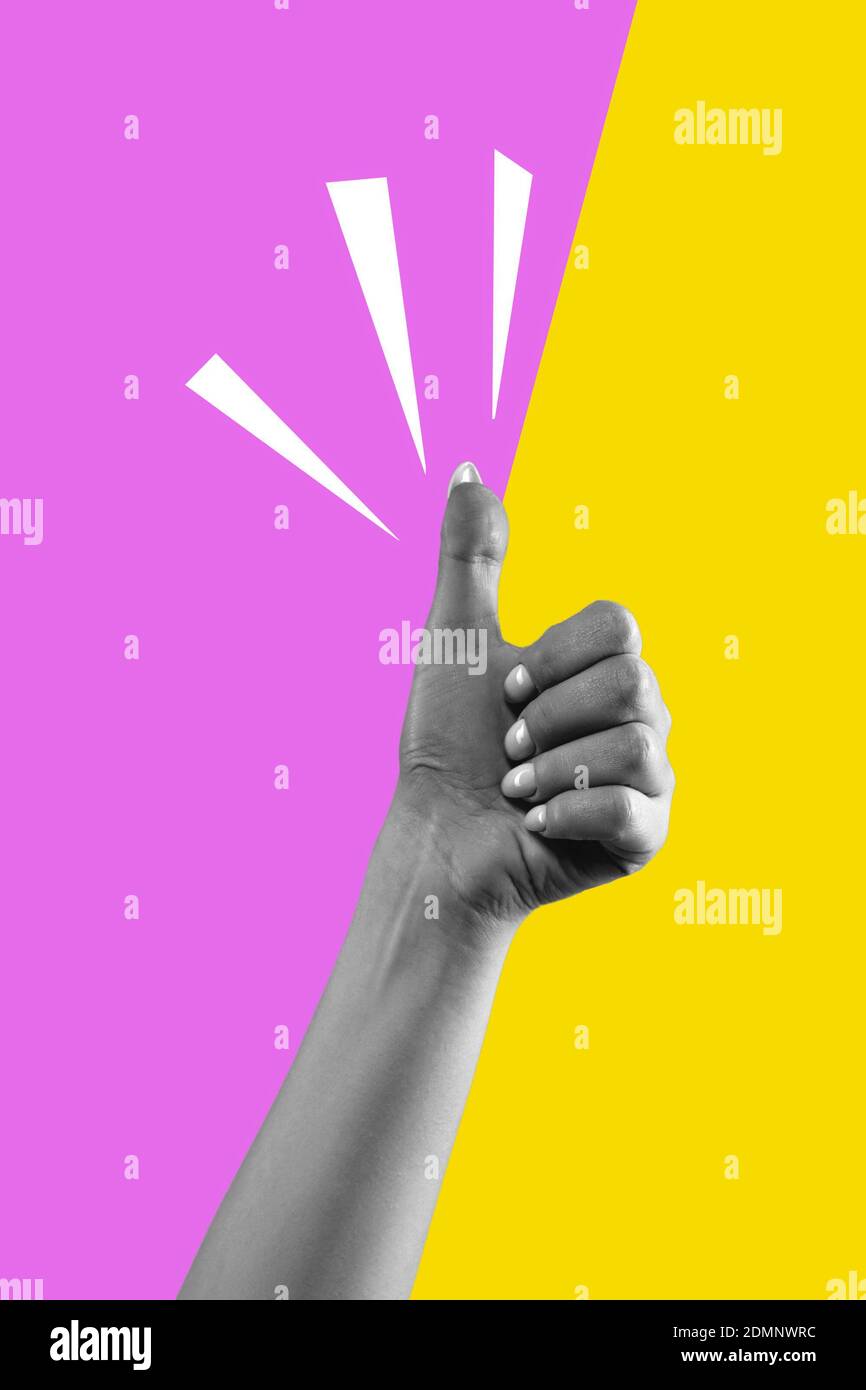 Female hand gesturing of sign nice good isolated on gradient background. Foto Stock