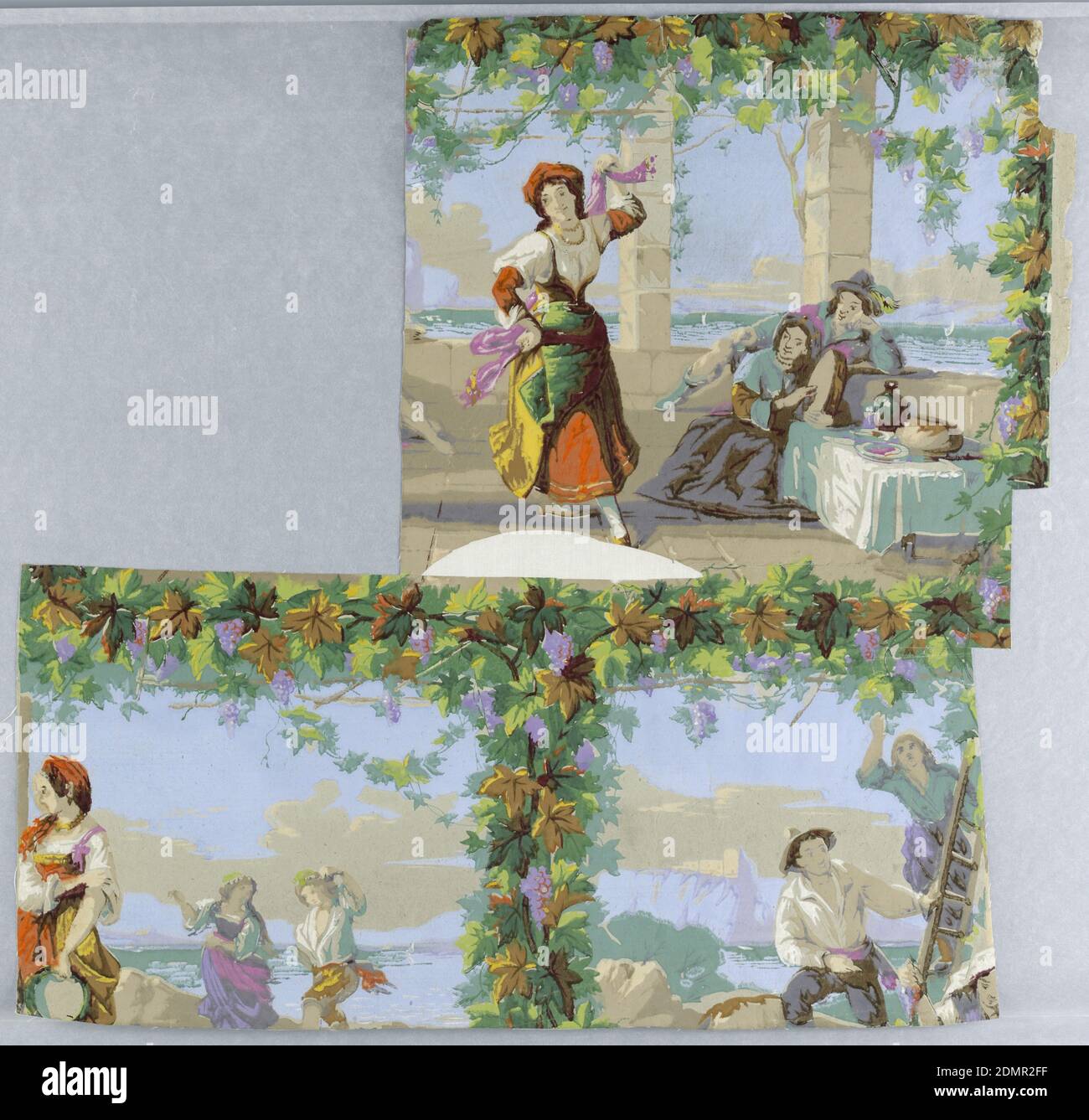 Parete laterale, stampata a macchina su carta, tre motivi di carta con scene napoletane racchiuse in una cornice di vite su un traliccio: Ragazza che balla la tarantella con l'uomo e la donna che guarda; contadini che montano una collina, e uomo e donna che raccolgono l'uva. Basato su un disegno per la Sketching Society di Thomas (Urvins?), R.A., dal titolo 'dare una lezione', vedere opere della Sketching Society, 1858, (volume della libreria VAM delle litografie), Wallpaper, riproduzione del colore The Antique Dealer and Collectors Guide, Londra, settembre 1970, p. 1860, rivestimenti, pareti laterali Foto Stock