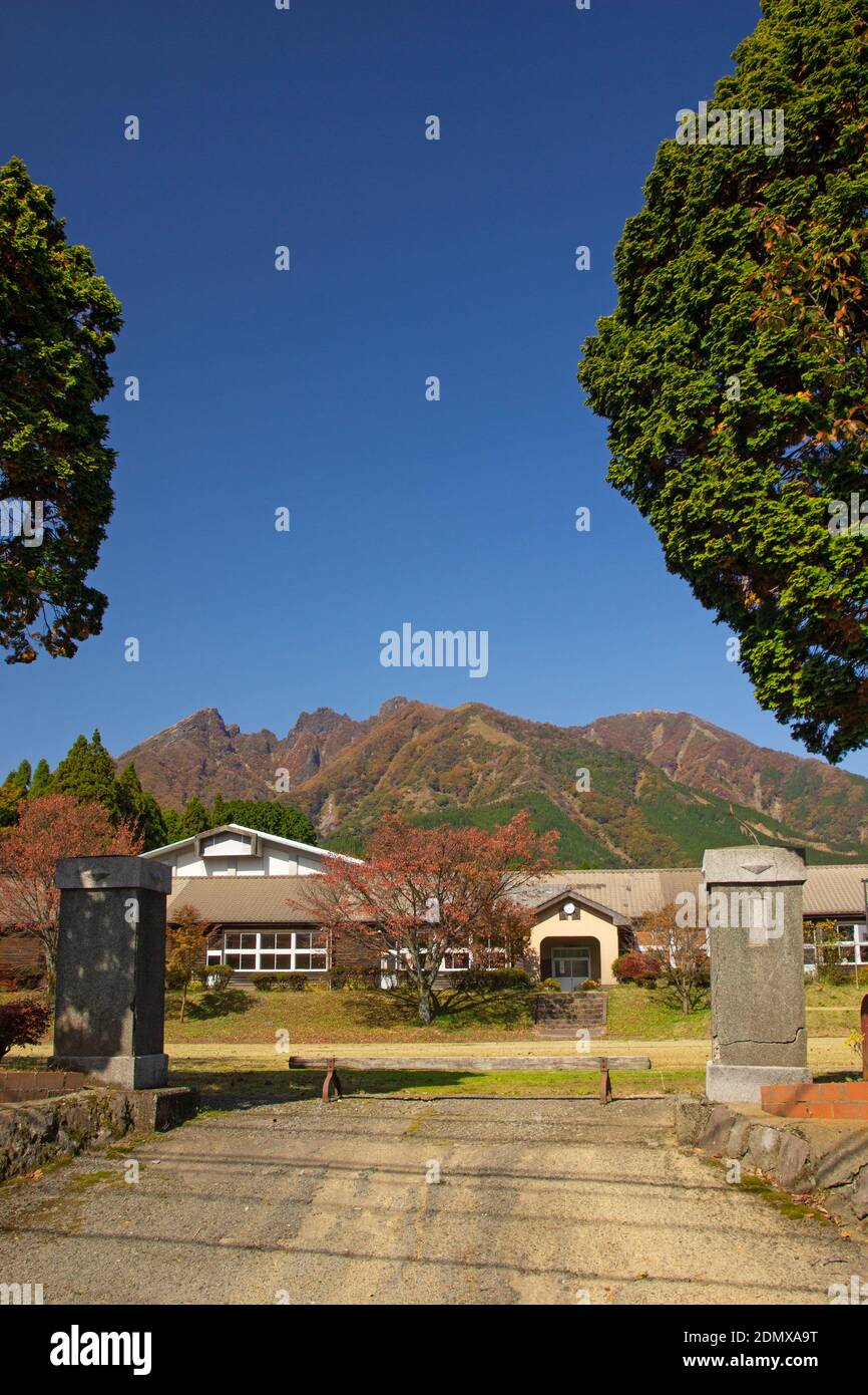 Old School edificio della città di Takamori Scuola elementare Kamishikimi, Prefettura di Kumamoto, Giappone Foto Stock
