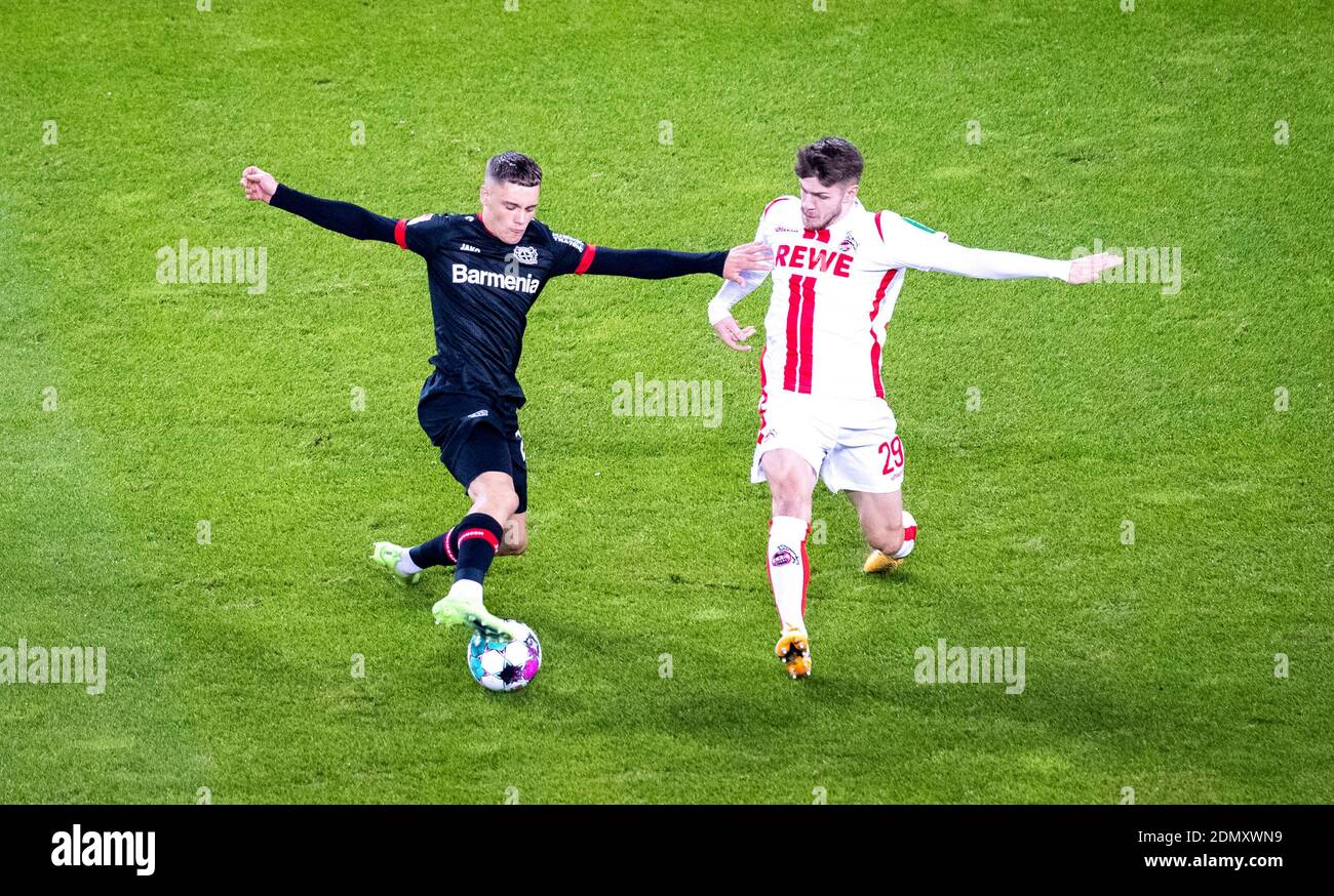 Florian Wirtz (Leverkusen), Jan Thielmann (Köln) 1. FC Köln vs. Bayer Leverkusen 16.12.2020, Fussball, 1. Bundesliga, Saison 2020/21 Foto: Moritz Mül Foto Stock