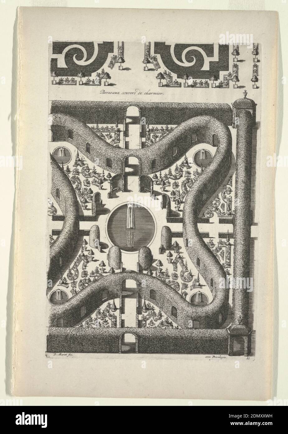 Disegno per un Parterre da giardino di erba tagliata e di Ghiaia colorata, da Nouveaux Livre de parterres (nuovo libro di letti da giardino) da oeuvres du Sr. Marot, Daniel Marot, francese, attivo nei Paesi Bassi e in Inghilterra, 1661–1752, Pierre Husson, incisione su carta da panna, Giardino con quattro punti curvi e fontana con statua al centro, ca. 1700, architettura, Stampa Foto Stock