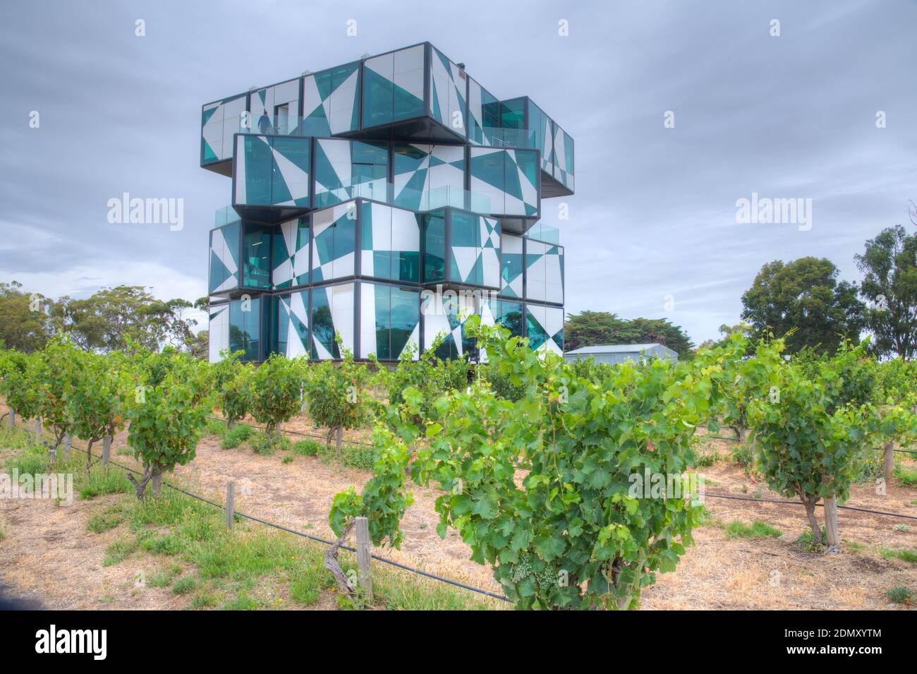 MCLAREN VALE, AUSTRALIA, 5 GENNAIO 2020: d'Arenberg Cube situato in un vigneto a McLaren vale, Australia Foto Stock