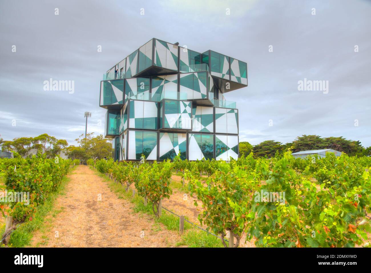 MCLAREN VALE, AUSTRALIA, 5 GENNAIO 2020: d'Arenberg Cube situato in un vigneto a McLaren vale, Australia Foto Stock