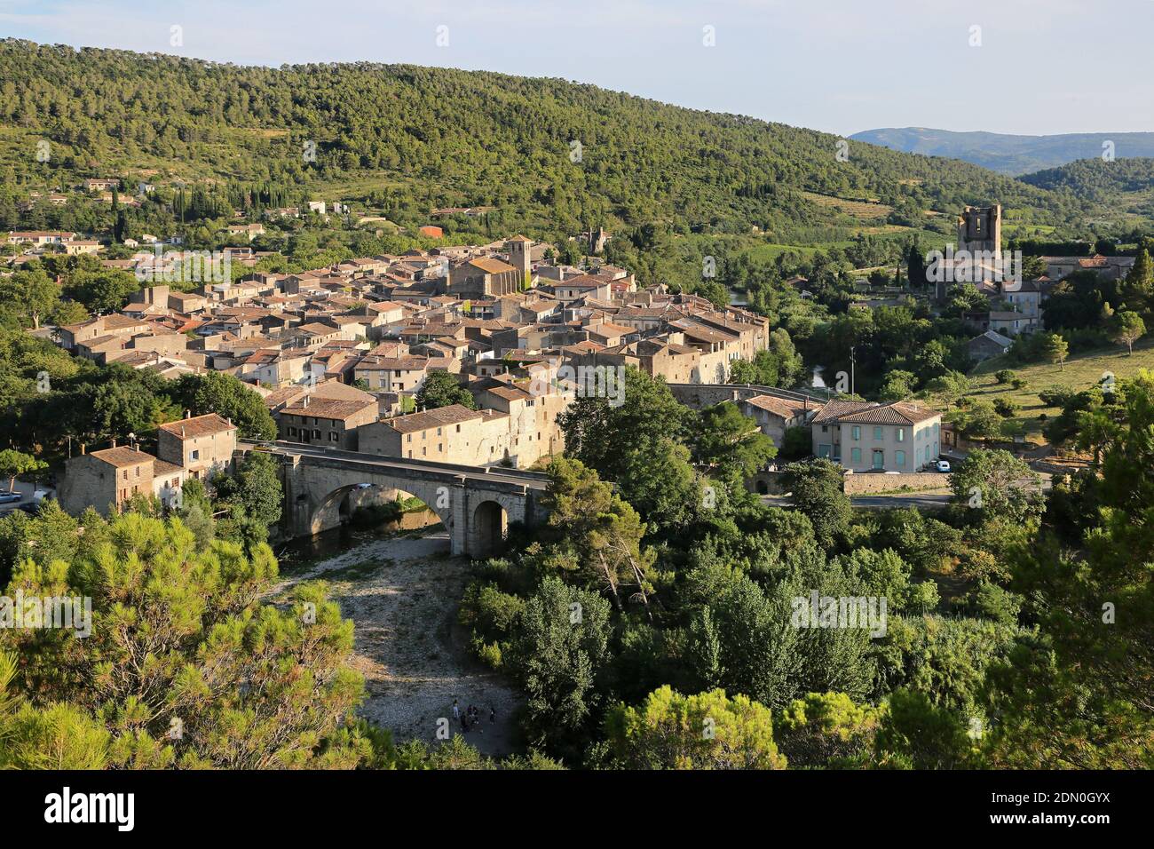 Lagrasse (Francia meridionale): Borgo medievale concesso l'etichetta "Les Plus beaux Villages de France" (i più bei villaggi di Francia), nel Hau Foto Stock