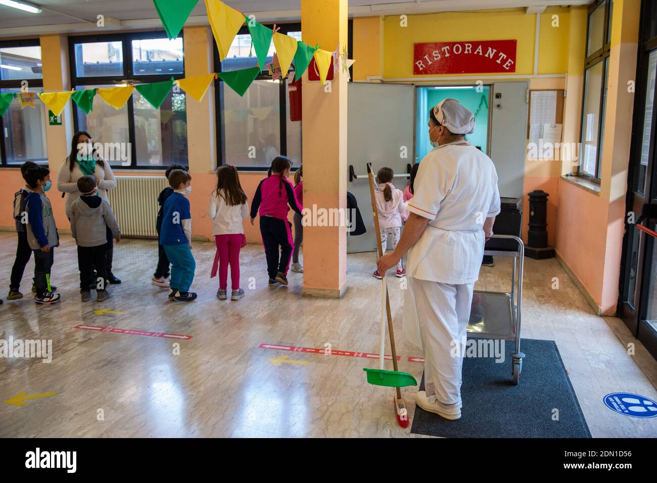 Roma, Italia: Scuola pubblica ai giorni di Corona Virus. © Andrea Sabbadini Foto Stock
