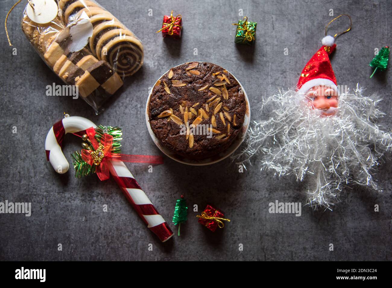 Torta di Natale e biscotti Foto Stock