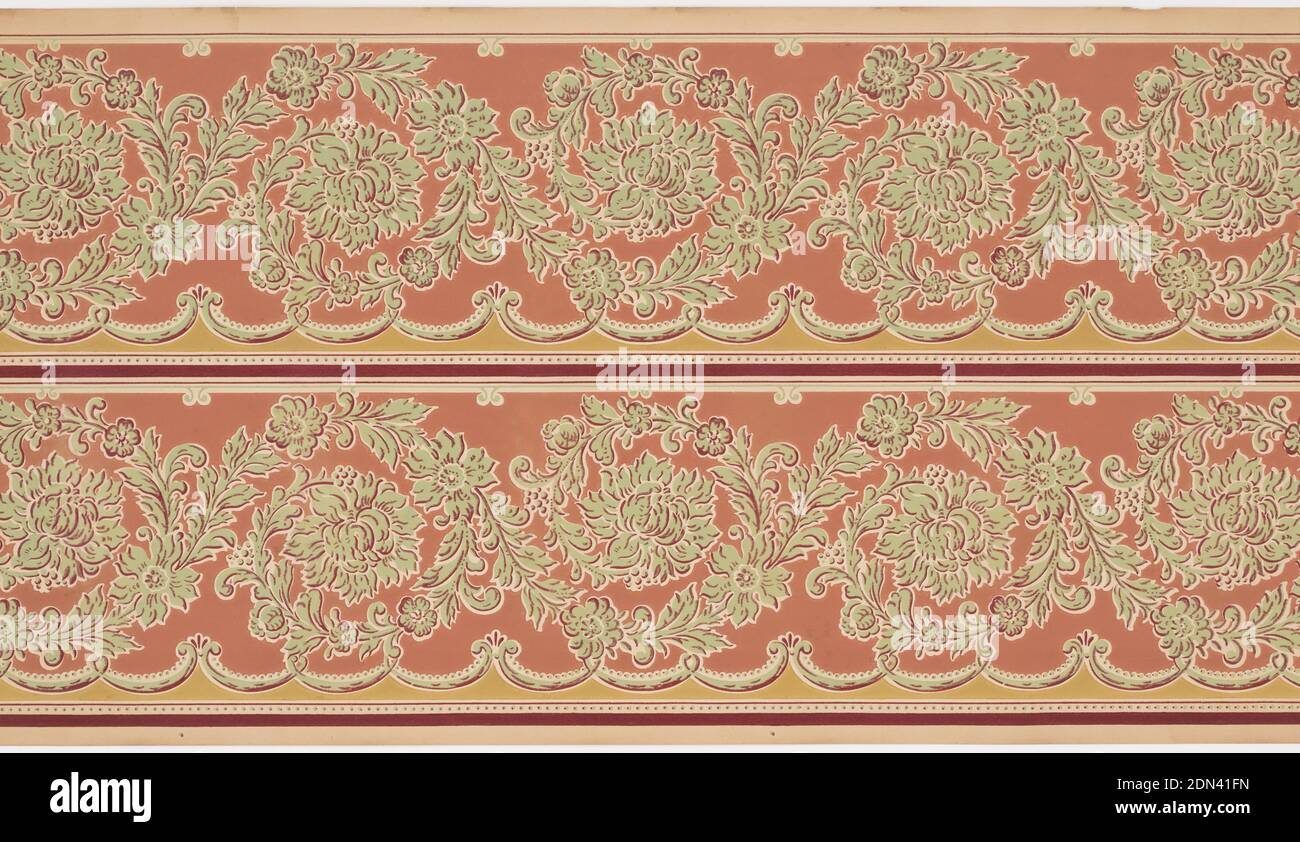 Bordo, carta stampata a macchina, su terra di colore mattone, spirali grigio-verdi di rinceaux frondosi con grandi fiori al centro; bordo smerlato riempito in arancione-marrone., USA, 1905–1915, Wallcoverings, bordo Foto Stock