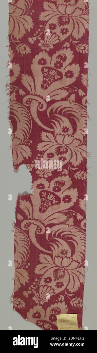 Frammento, medio: Seta tecnica: Damasca satinata a 5 imbragature, fiori fantastici in rosso e bianco., Spagna, ca. 1705, tessuti, frammenti Foto Stock