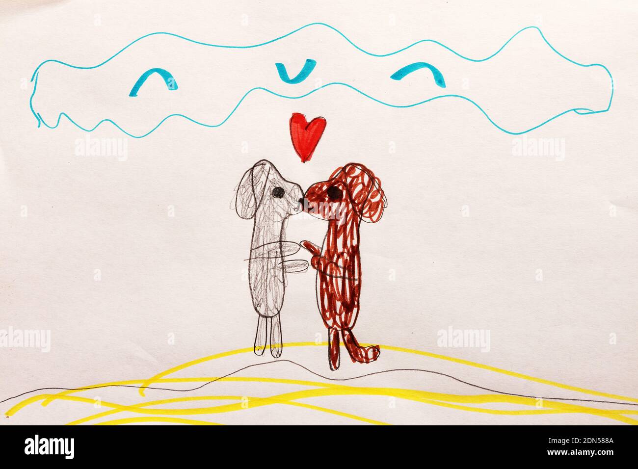 Sette anni di disegno del bambino, due piccoli pupazzi che si baciano, concetto di amore. Foto Stock