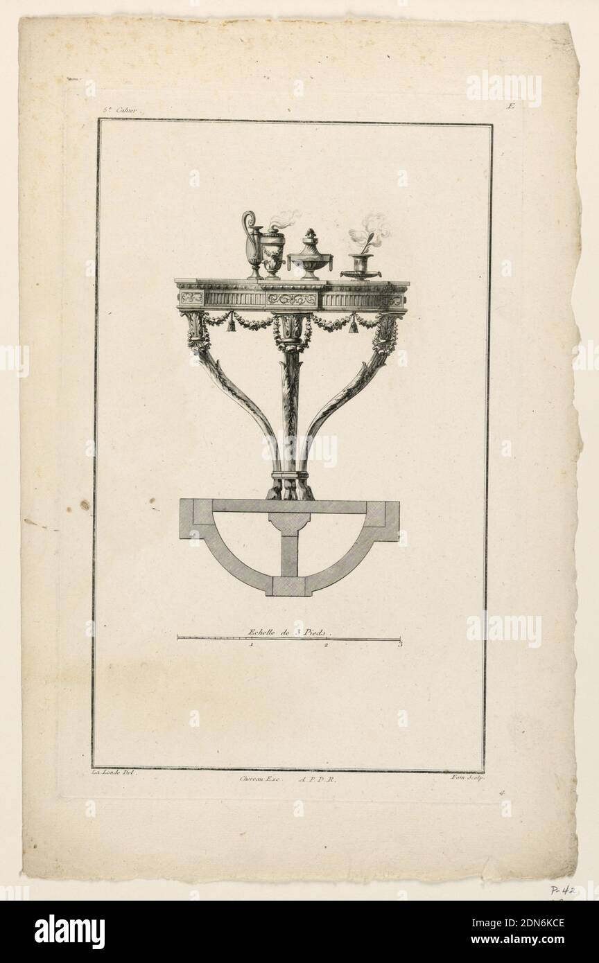 Piano e elevazione di un tavolo da console, Plate 4 from 'Premier Cahier de Meubles et d'Ebenisteries', parte V, Cahier e, Richard de Lalonde, francese, attivo 1780–96, Augustin Foin, francese, 1726 - ca. 1759, incisione su carta, in pianta e in elevazione frontale di un tavolo da console a tre gambe, con quattro oggetti su di esso. Decorato con ghirlande e foglie di acanto. Sotto, i nomi dell'incisore e del progettista. Da 'Premier Cahier de Meubles et d'Ebenisteries', parte V, Cahier E. planche 4., Francia, ca. 1780, Stampa Foto Stock