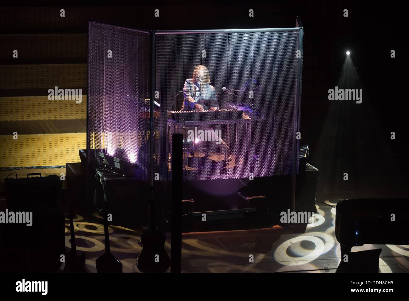 Il cantante Christophe si esibisce dal vivo durante il Festival Voix de Fete presso la Victoria Hall di Ginevra, Svizzera, il 9 marzo 2015. Foto di Loona/ABACAPRESS.COM Foto Stock