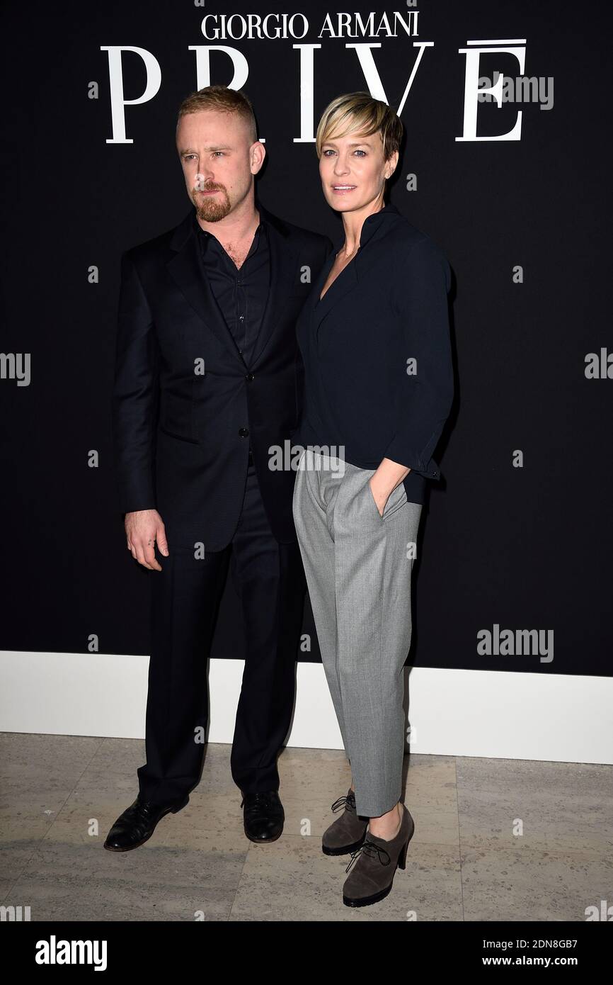 Ben Foster e Robin Wright partecipano alla mostra della collezione Haute Couture di Giorgio Armani Prive Primavera Estate 2015 che si tiene al Palais de Tokyo di Parigi Francia il 27 gennaio 2015. Fot...