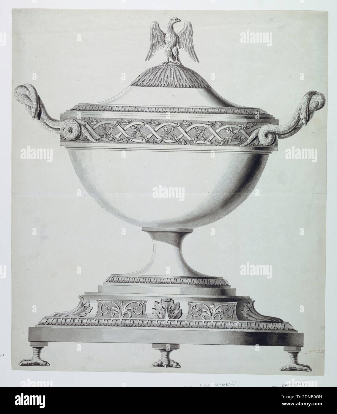 Disegno per un tureen, Joseph Anton Seethaler II, tedesco, 1799–1868, penna e inchiostro, pennello e lavaggi, il vaso è bandito da una vite intrecciata e da un meader nastro. Il finale è un'aquila diffusa e serpenti avvolti formano i manici. La base poggia sui piedi degli uccelli ed è decorata con foglie e fiori di acanto., Germania, 1825-1835, disegno Foto Stock