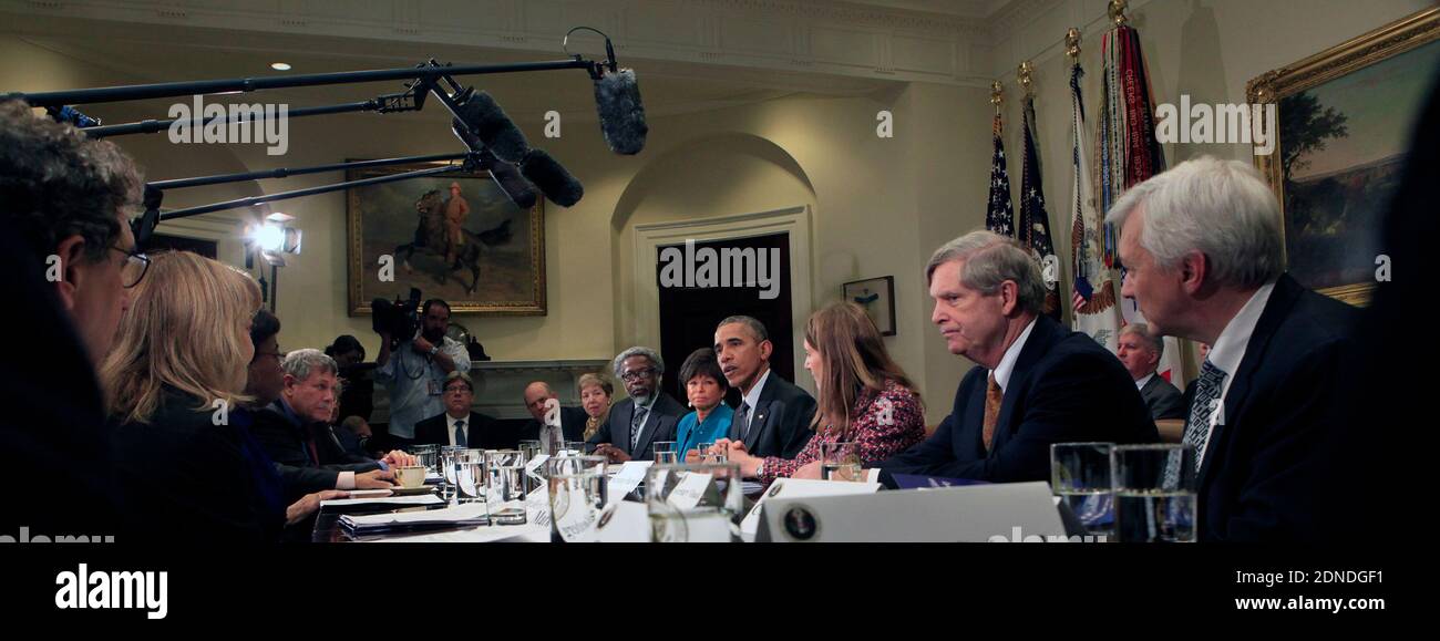 Il presidente Barack Obama incontra i membri del Consiglio dei consulenti del presidente sulla scienza e la tecnologia. Washington DC, USA, 27 marzo 2015. Foto di Dennis Brack/piscina/ABACAPRESS.COM Foto Stock