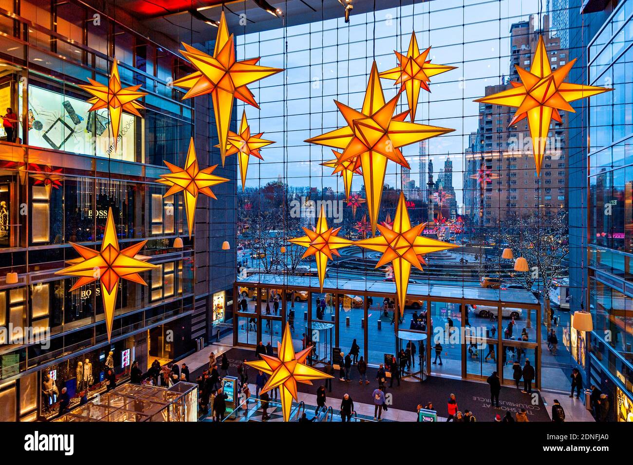 Ornamenti di Natale a New York Time Warner Center Manhattan New Città di York Foto Stock