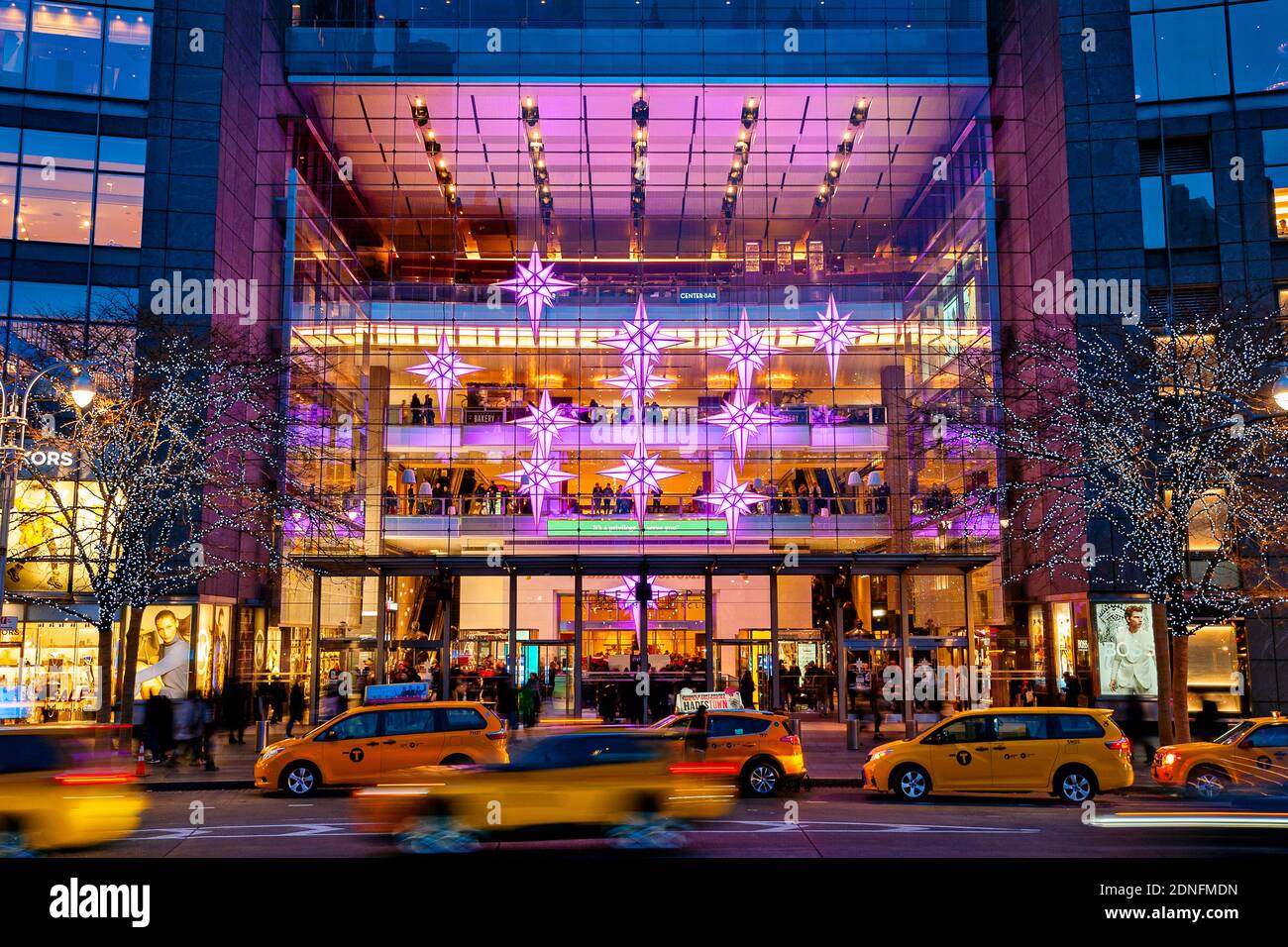 Ornamenti di Natale a New York Time Warner Center Manhattan New Città di York Foto Stock