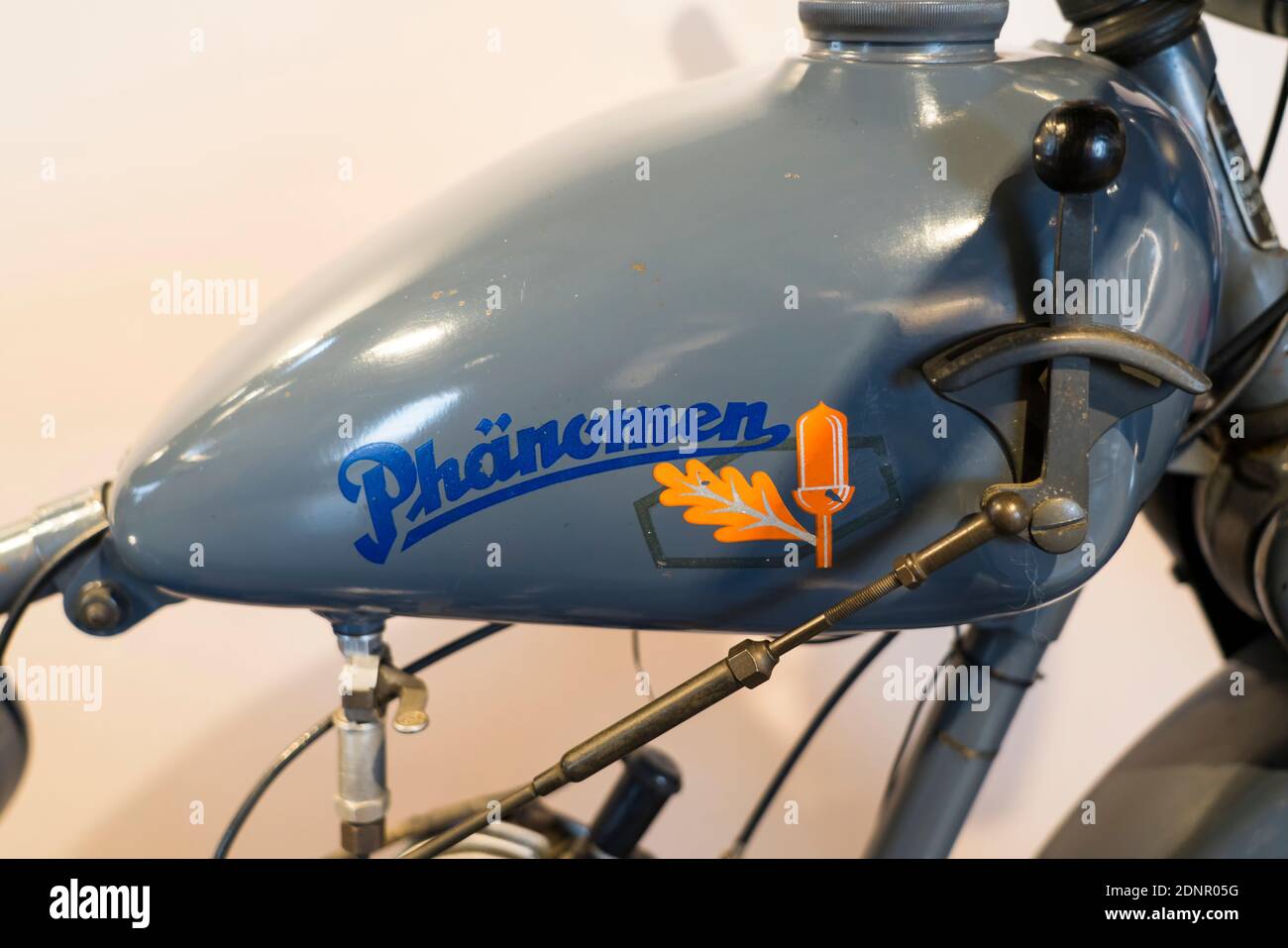 Logotipo di una moto Phänomen Sachs 98, Museo PS.SPEICHER, Einbeck, bassa Sassonia, Germania, Europa Foto Stock