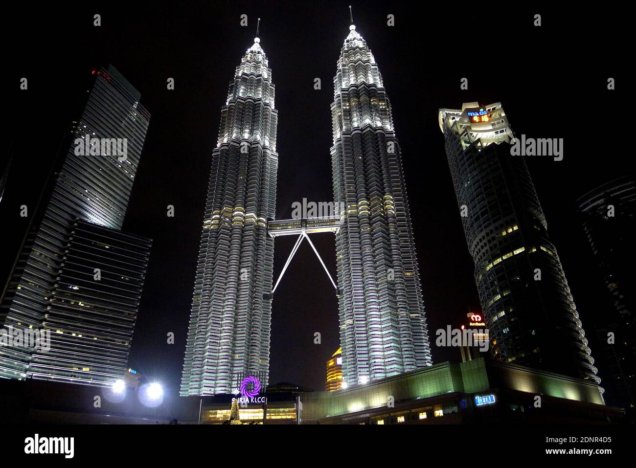 Petronas sono gli edifici gemelli più alti del mondo (451.9 m). Malesia Foto Stock